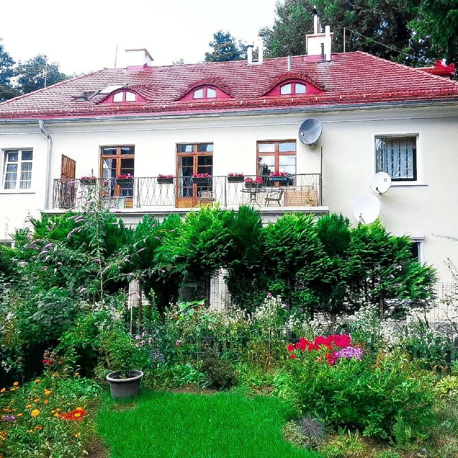 Sopocki Dworek Сопот Экстерьер фото